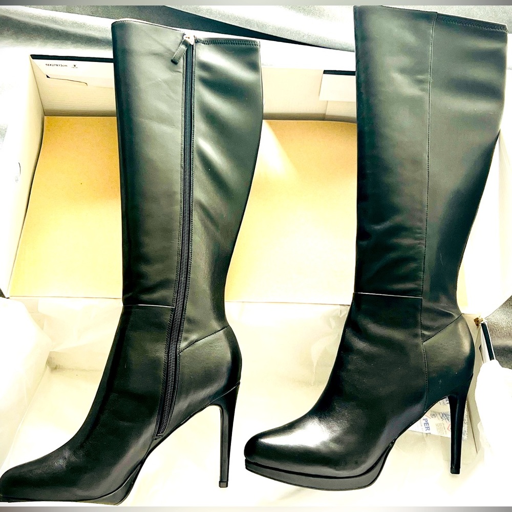 Nine West Quizme Platform Leather Boots Size 12 M